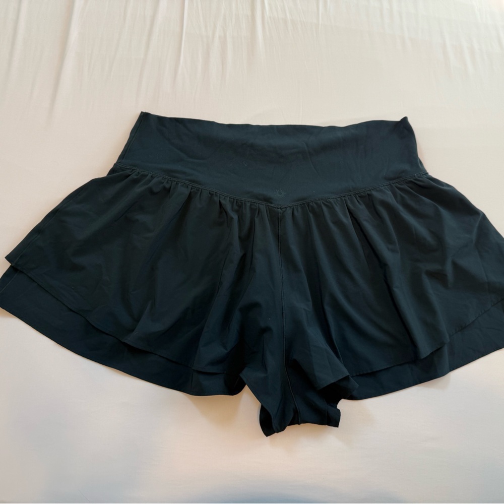 Aerie Offline Ruffle Shorts Black XXL